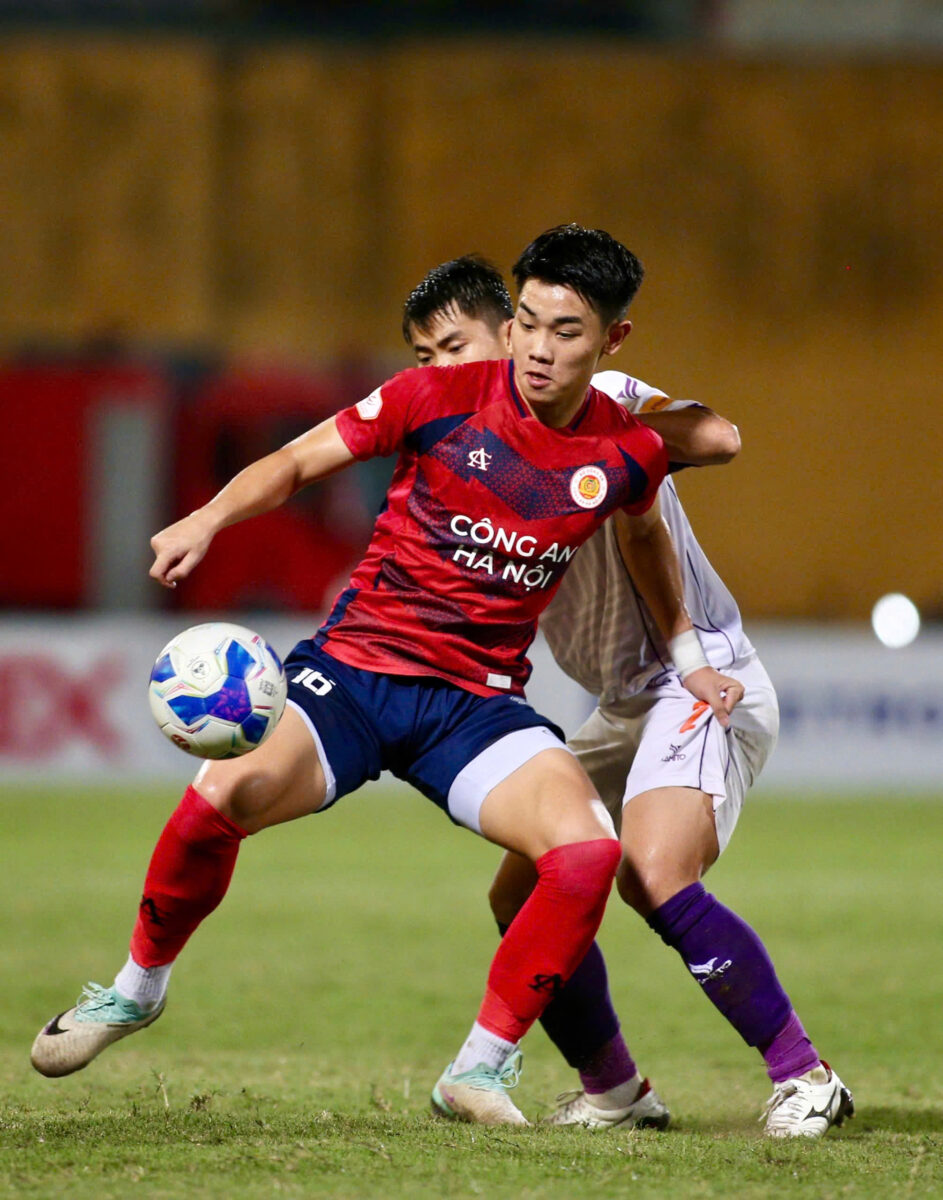 Lịch thi đấu V-League mới nhất: Văn Quyết quyết đưa CLB Hà Nội lên đỉnh- Ảnh 2. Lịch thi đấu V-League mới nhất: Văn Quyết quyết đưa CLB Hà Nội lên đỉnh- Ảnh 2.