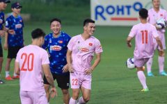 Đội tuyển Việt Nam tìm phương án dự phòng cho Tiến Linh: Thầy Kim đau đầu Đội tuyển Việt Nam tìm phương án dự phòng cho Tiến Linh: Thầy Kim đau đầu