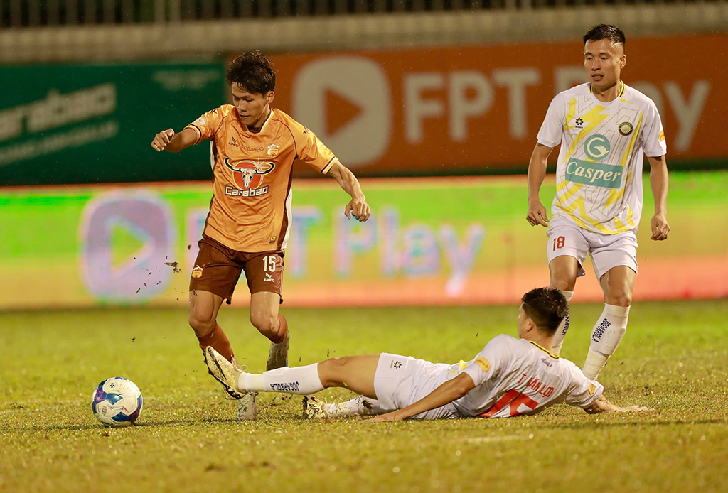 HAGL tụt bậc nhưng vẫn đáng gờm- Ảnh 1. HAGL tụt bậc nhưng vẫn đáng gờm- Ảnh 1.