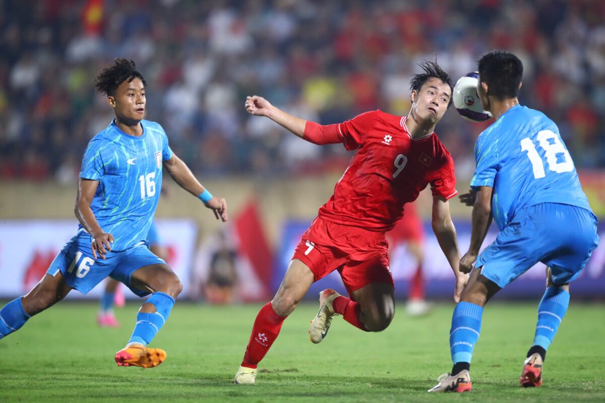 Đội tuyển Việt Nam: Đáng lo quá, ông Kim Sang-sik!- Ảnh 1. Đội tuyển Việt Nam: Đáng lo quá, ông Kim Sang-sik!- Ảnh 1.