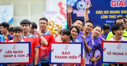 Khai mạc Press Cup 2024: Tràn ngập niềm vui, các trận đấu hấp dẫn Khai mạc Press Cup 2024: Tràn ngập niềm vui, các trận đấu hấp dẫn