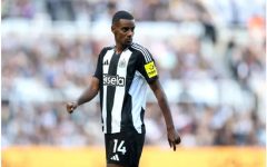 Eddie Howe lên tiếng về tương lai Alexander Isak Eddie Howe lên tiếng về tương lai Alexander Isak