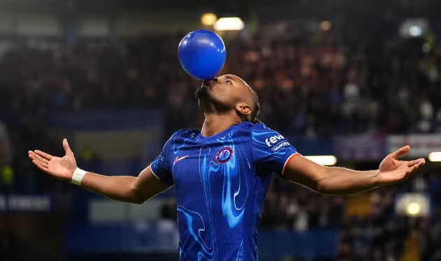 Enzo Maresca khen ngợi Christopher Nkunku Enzo Maresca khen ngoi Christopher Nkunku