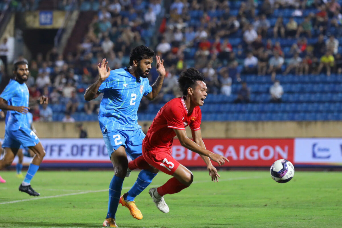 Bùi Vĩ Hào tạo bão với khả năng kiếm… phạt đền ở đội tuyển Việt Nam- Ảnh 1. Bùi Vĩ Hào tạo bão với khả năng kiếm… phạt đền ở đội tuyển Việt Nam- Ảnh 1.