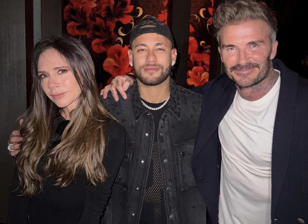 Chủ tịch và đồng sở hữu CLB Inter Miami, ông David Beckham đang thuyết phục Neymar gia nhập đội bóng của mình Chủ tịch và đồng sở hữu CLB Inter Miami, ông David Beckham đang thuyết phục Neymar gia nhập đội bóng của mình