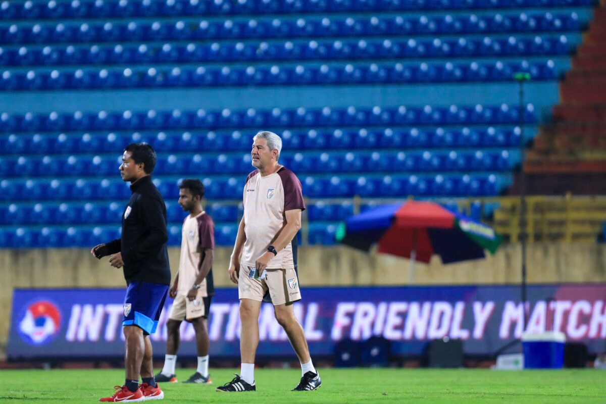 Lịch thi đấu Việt Nam - Ấn Độ hôm nay: Cả HLV Kim Sang-sik và Marquez đều 'máu' thắng- Ảnh 3. Lịch thi đấu Việt Nam - Ấn Độ hôm nay: Cả HLV Kim Sang-sik và Marquez đều 'máu' thắng- Ảnh 3.