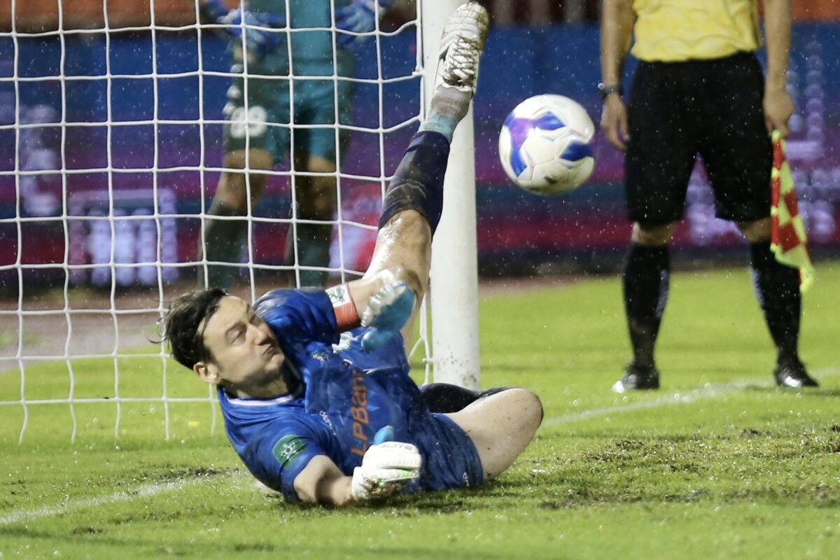 HLV Việt Thắng khen Văn Lâm, Hoàng Đức sau chiến thắng cảm xúc của CLB Ninh Bình- Ảnh 1. HLV Việt Thắng khen Văn Lâm, Hoàng Đức sau chiến thắng cảm xúc của CLB Ninh Bình- Ảnh 1.