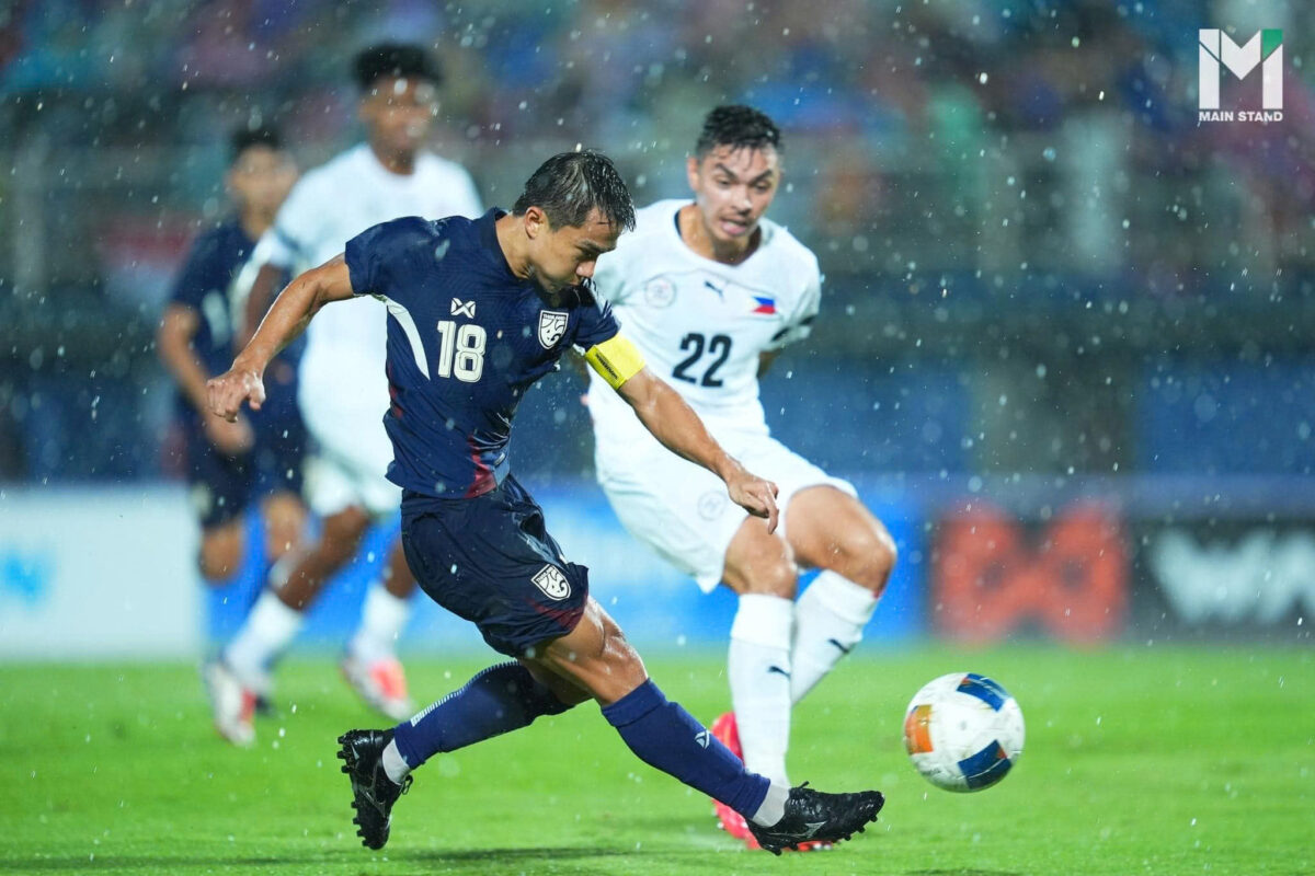 Chanathip tỏa sáng ngày trở lại, đội tuyển Thái Lan đánh bại Philippines: Vào chung kết King’s Cup- Ảnh 1. Chanathip tỏa sáng ngày trở lại, đội tuyển Thái Lan đánh bại Philippines: Vào chung kết King’s Cup- Ảnh 1.