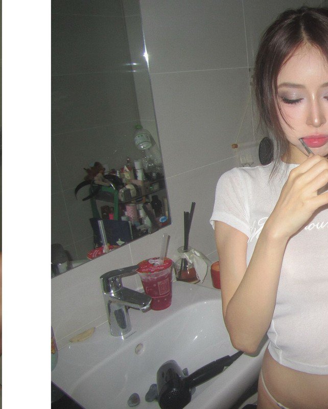 Đứng hình trước loạt ảnh trong nhà tắm của hot girl phòng gym - 1