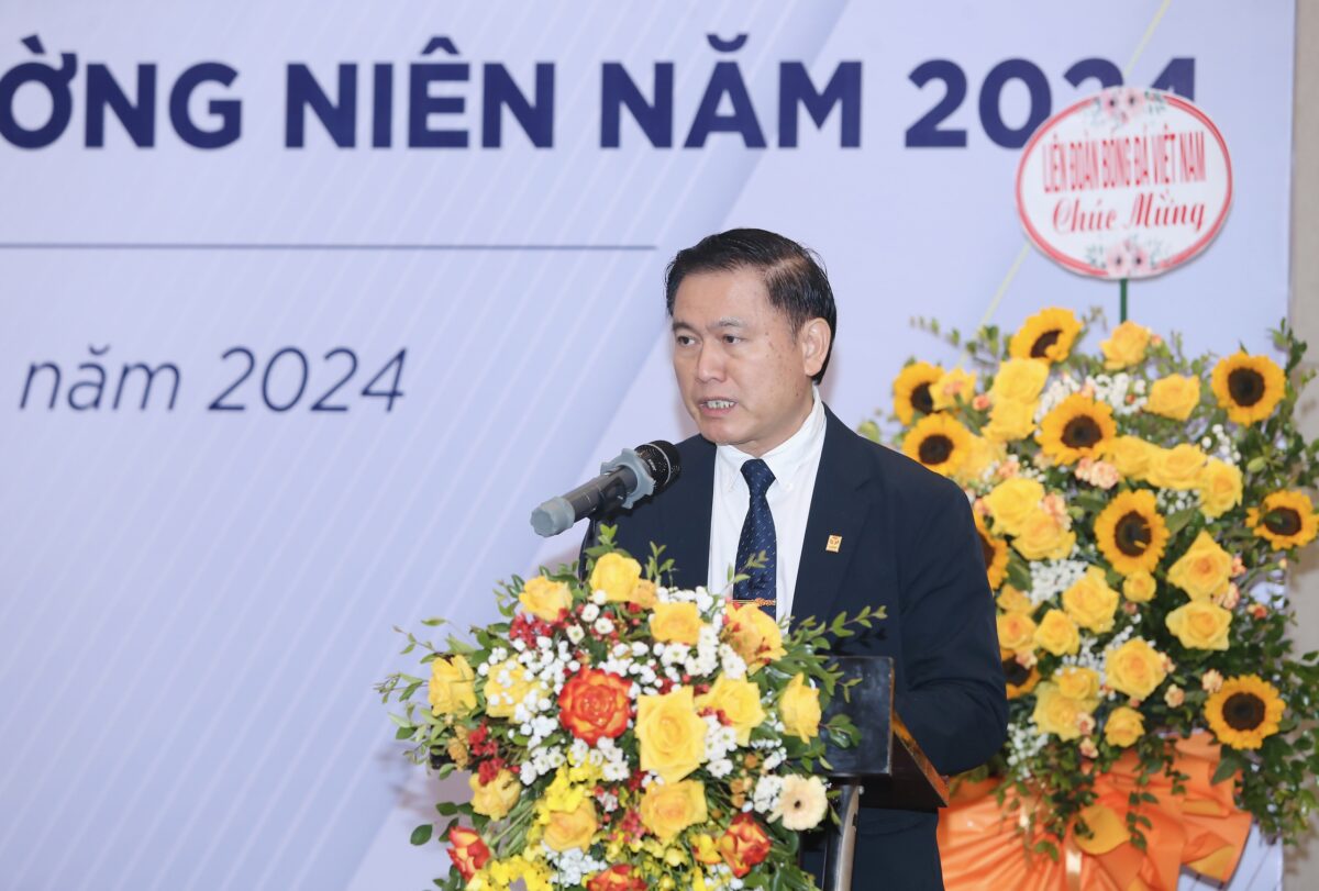 VPF doanh thu 'khủng', tiền hỗ trợ các CLB tăng đột biến gần 46 tỉ đồng- Ảnh 2. VPF doanh thu 'khủng', tiền hỗ trợ các CLB tăng đột biến gần 46 tỉ đồng- Ảnh 2.