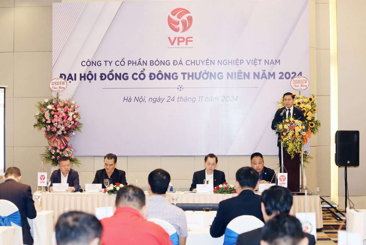 VPF doanh thu 'khủng', tiền hỗ trợ các CLB tăng đột biến gần 46 tỉ đồng- Ảnh 1. VPF doanh thu 'khủng', tiền hỗ trợ các CLB tăng đột biến gần 46 tỉ đồng- Ảnh 1.