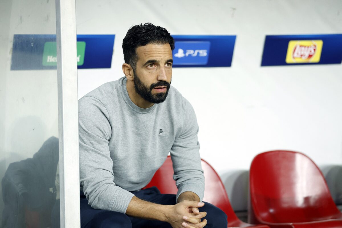 M.U chính thức bổ nhiệm HLV Amorim thay Ten Hag: Trả nhiều tiền hơn nhưng… phải đợi!- Ảnh 2. M.U chính thức bổ nhiệm HLV Amorim thay Ten Hag: Trả nhiều tiền hơn nhưng… phải đợi!- Ảnh 2.