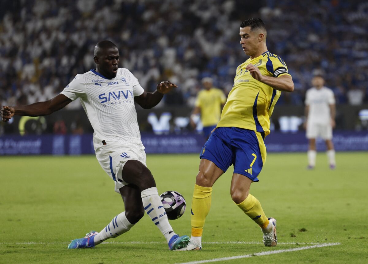 Al Nassr hòa ‘Siêu kinh điển': Ronaldo phung phí cơ hội, để lại hình ảnh không đẹp- Ảnh 1. Al Nassr hòa ‘Siêu kinh điển': Ronaldo phung phí cơ hội, để lại hình ảnh không đẹp- Ảnh 1.