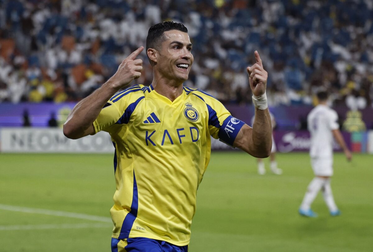 Ronaldo tỏa sáng rực rỡ giúp Al Nassr phá dớp, thắng Al Ain ở AFC Champions League- Ảnh 2. Ronaldo tỏa sáng rực rỡ giúp Al Nassr phá dớp, thắng Al Ain ở AFC Champions League- Ảnh 2.