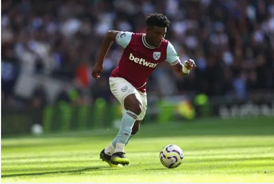 Mohammed Kudus được Arsenal và Liverpool săn đón. Mohammed Kudus duoc Arsenal va Liverpool san don.