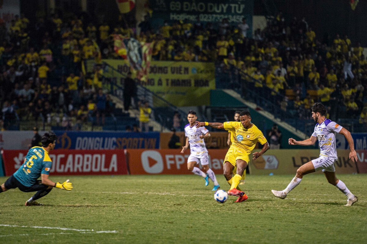 Lịch thi đấu vòng 8 V-League: Nóng bỏng tốp đầu, nhiều cặp đấu đáng xem- Ảnh 3. Lịch thi đấu vòng 8 V-League: Nóng bỏng tốp đầu, nhiều cặp đấu đáng xem- Ảnh 3.