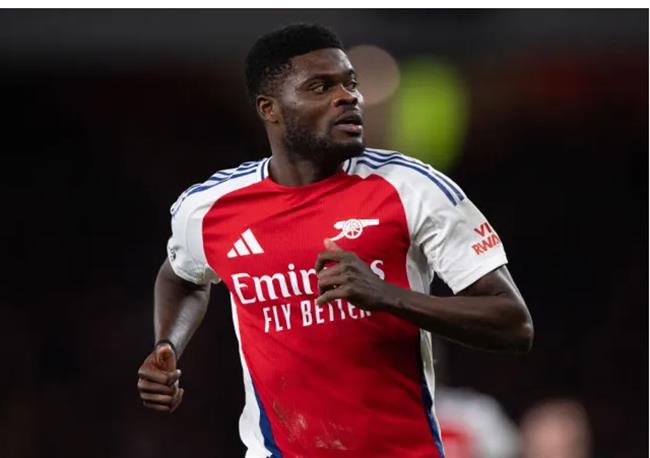 Mikel Arteta cập nhật tương lai của Thomas Partey. Mikel Arteta cap nhat tuong lai cua Thomas Partey.