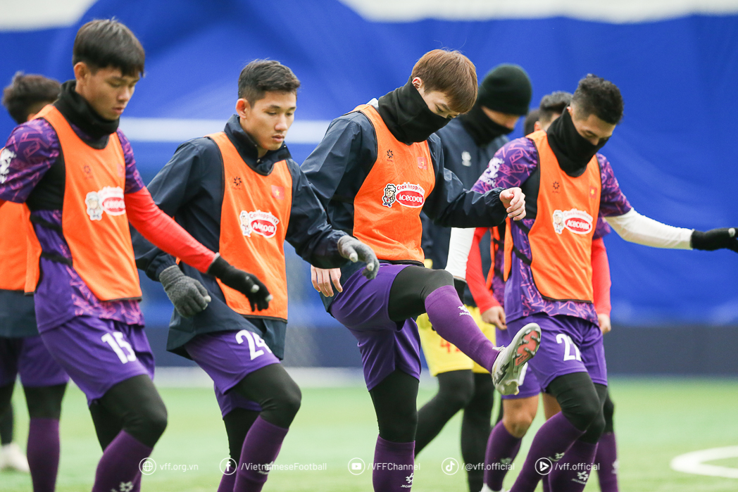 Đội tuyển Việt Nam lần đầu tiên rèn thể lực trong sân mái vòm 'xịn' nhất Hàn Quốc- Ảnh 4. Đội tuyển Việt Nam lần đầu tiên rèn thể lực trong sân mái vòm 'xịn' nhất Hàn Quốc- Ảnh 4.