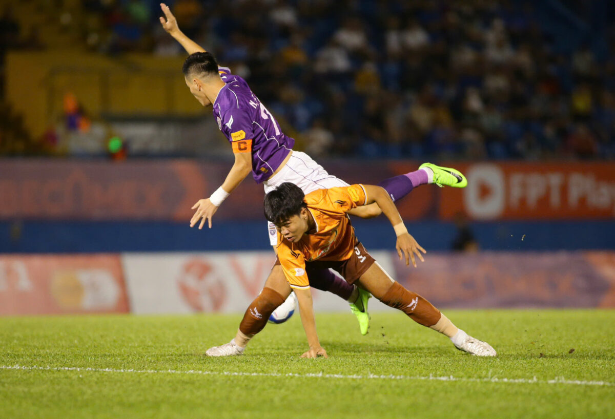 HAGL không còn lối chơi biểu diễn, nhưng để vô địch thì chưa đủ- Ảnh 1. HAGL không còn lối chơi biểu diễn, nhưng để vô địch thì chưa đủ- Ảnh 1.