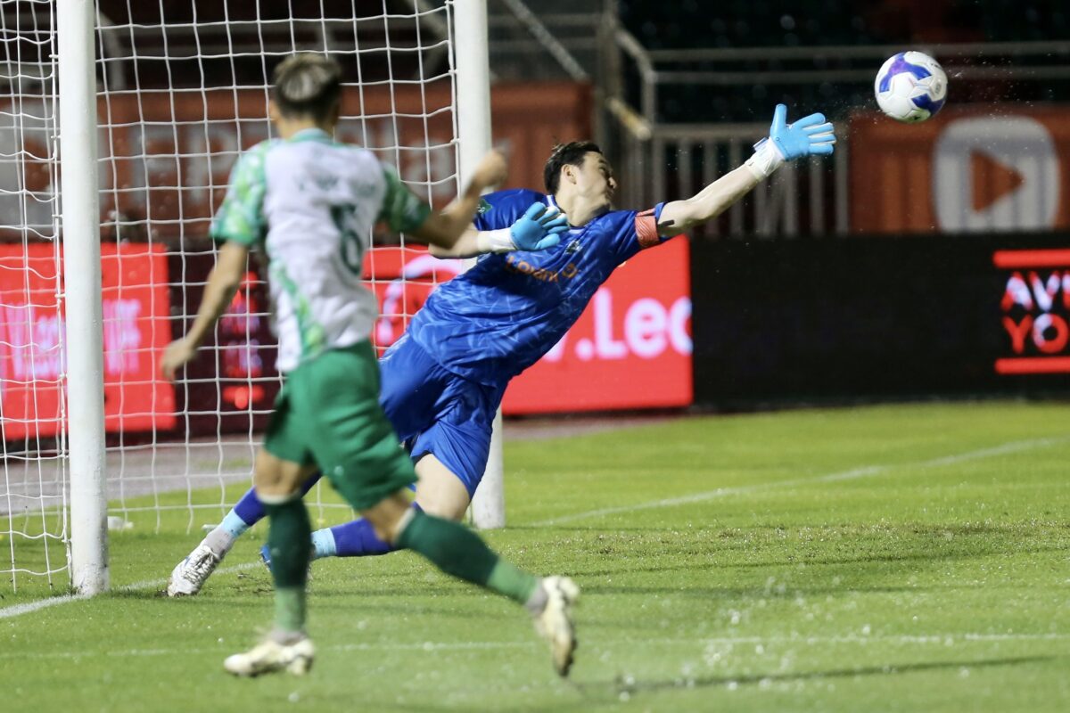 Khi sự nhàn hạ trở thành… thử thách của Đặng Văn Lâm - Ảnh 2. Khi sự nhàn hạ trở thành… thử thách của Đặng Văn Lâm - Ảnh 2.