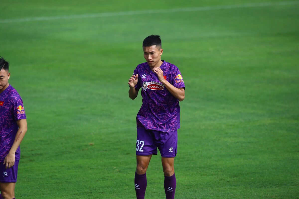 'Chiến binh' CLB Thanh Hóa tiết lộ lời dặn của HLV Popov trước ngày lên đội tuyển- Ảnh 1. 'Chiến binh' CLB Thanh Hóa tiết lộ lời dặn của HLV Popov trước ngày lên đội tuyển- Ảnh 1.