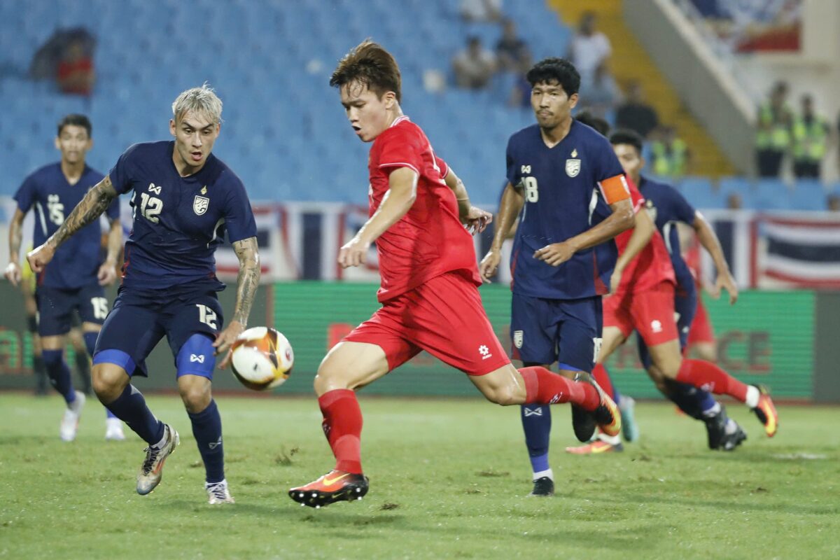 Những 'máy chạy' của HLV Popov giúp đội tuyển Việt Nam giải bài toán tuyến giữa?- Ảnh 1. Những 'máy chạy' của HLV Popov giúp đội tuyển Việt Nam giải bài toán tuyến giữa?- Ảnh 1.