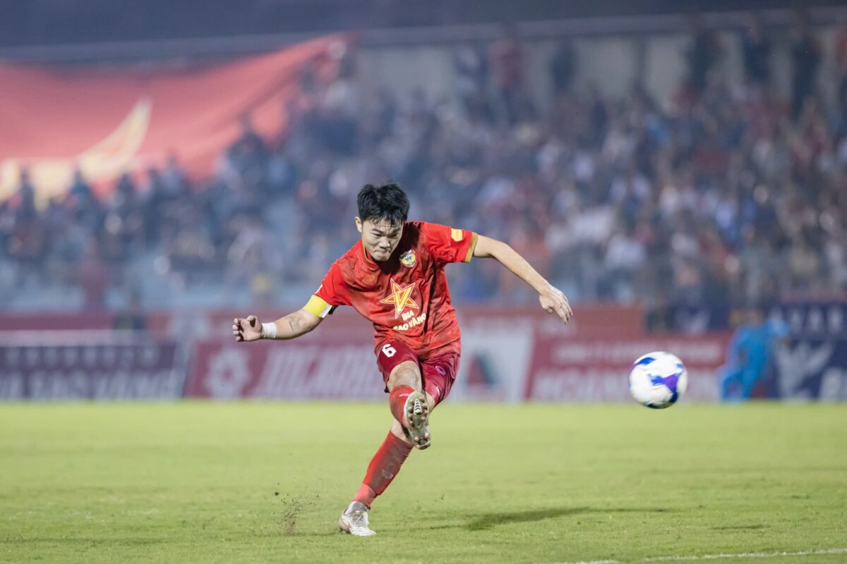 Xuân Trường và những ngôi sao 'hồi sinh' ở CLB Hà Tĩnh- Ảnh 1. Xuân Trường và những ngôi sao 'hồi sinh' ở CLB Hà Tĩnh- Ảnh 1.