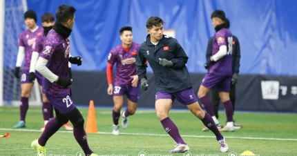 Hàng thủ chơi ấn tượng tại Hàn Quốc: Chỗ dựa cho đội tuyển Việt Nam Hàng thủ chơi ấn tượng tại Hàn Quốc: Chỗ dựa cho đội tuyển Việt Nam