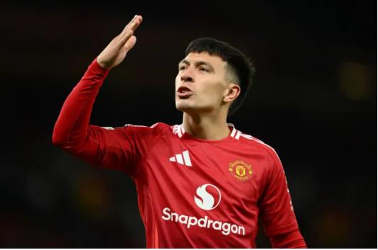 MU sẵn sàng bán Lisandro Martinez cho Real Madrid MU san sang ban Lisandro Martinez cho Real Madrid