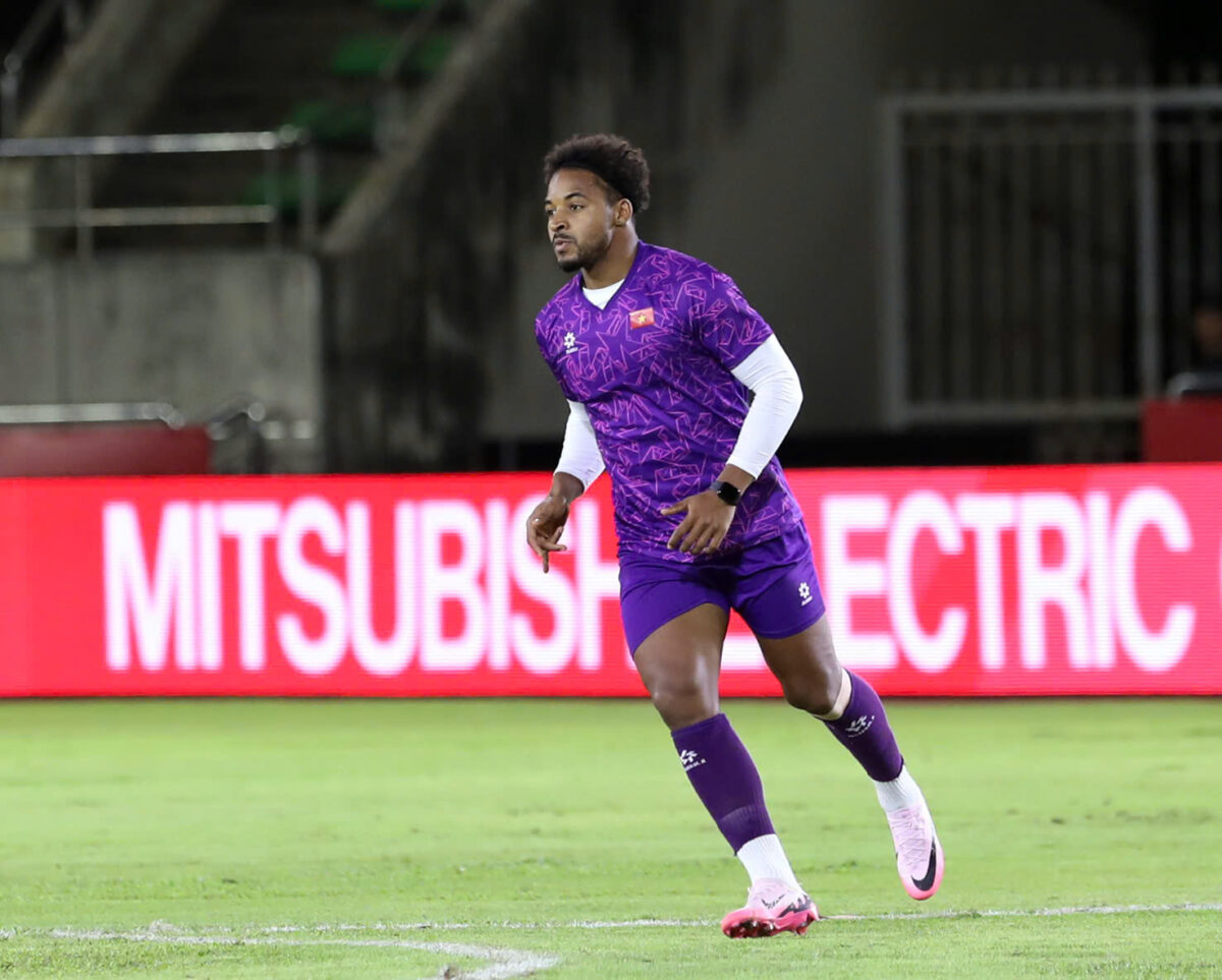 Đội tuyển Việt Nam làm quen sân Lào, Xuân Son tập cực sung dù... chưa đá- Ảnh 1. Đội tuyển Việt Nam làm quen sân Lào, Xuân Son tập cực sung dù... chưa đá- Ảnh 1.