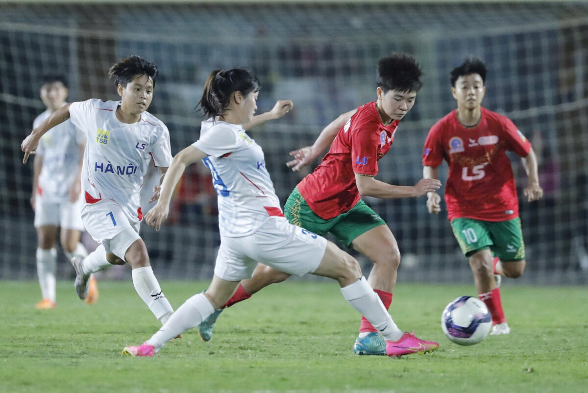 Huỳnh Như mãi không ghi bàn, CLB nữ TP.HCM sắp bị loại khỏi Cúp quốc gia- Ảnh 2. Huỳnh Như mãi không ghi bàn, CLB nữ TP.HCM sắp bị loại khỏi Cúp quốc gia- Ảnh 2.