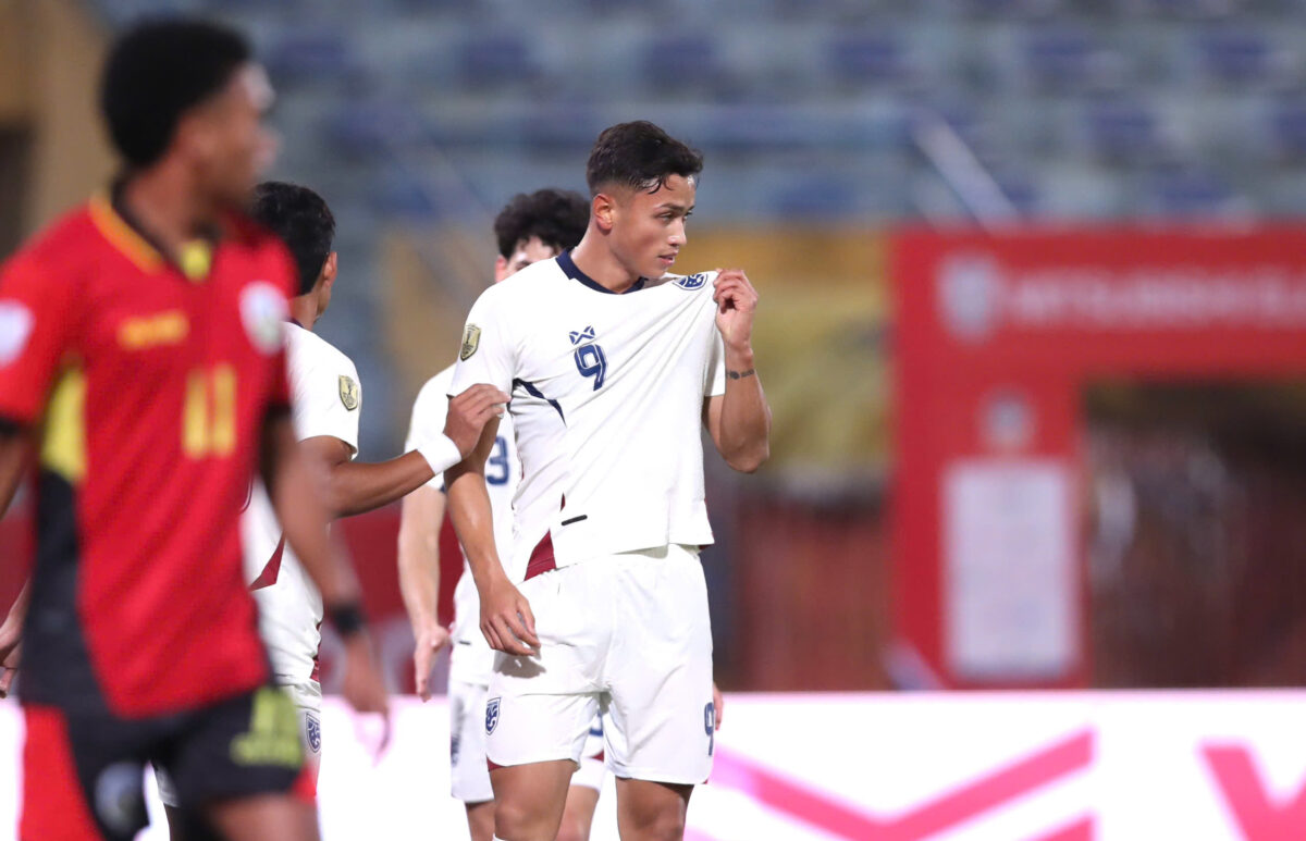 Đội tuyển Thái Lan sớm vào bán kết AFF Cup 2024 với ngôi nhất bảng Đội tuyển Thái Lan sớm vào bán kết AFF Cup 2024 với ngôi nhất bảng