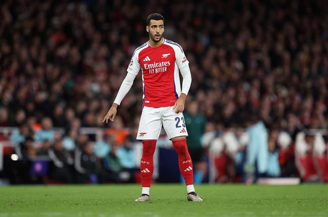 Mikel Merino chưa chứng tỏ được nhiều ở Arsenal. Mikel Merino chua chung to duoc nhieu o Arsenal.