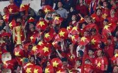 Madam Pang có động thái đặc biệt kêu gọi CĐV Thái Lan, Việt Nam chịu áp lực khủng Madam Pang có động thái đặc biệt kêu gọi CĐV Thái Lan, Việt Nam chịu áp lực khủng