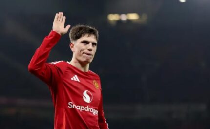 Chelsea gia nhập cuộc đua giành Alejandro Garnacho Chelsea gia nhập cuộc đua giành Alejandro Garnacho