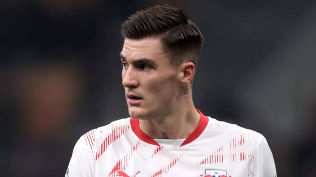 Benjamin Sesko được cho là mục tiêu của Arsenal. Benjamin Sesko duoc cho la muc tieu cua Arsenal.