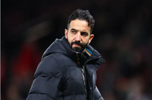 Ruben Amorim đang gặp nhiều khó khăn ở MU. Ruben Amorim dang gap nhieu kho khan o MU.