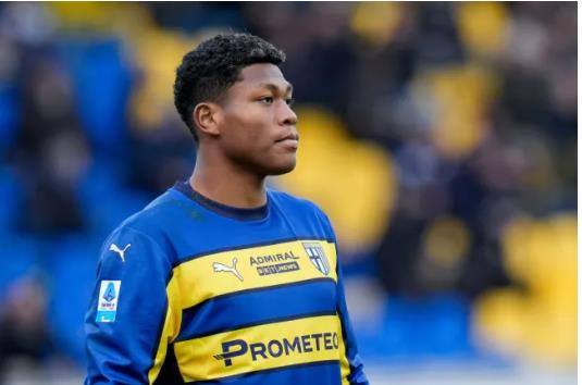 Zion Suzuki Zion Suzuki