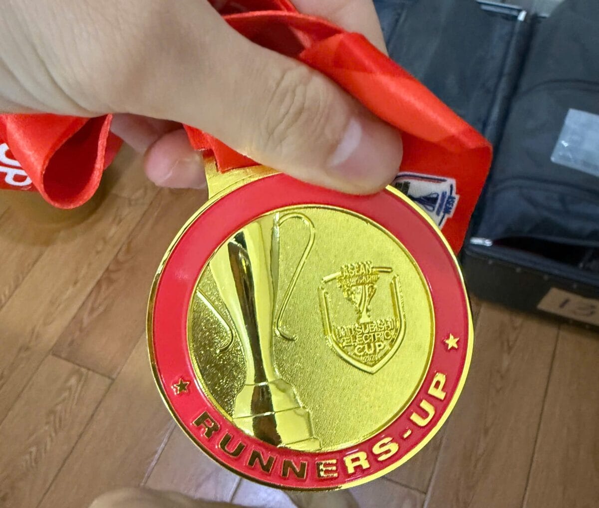 Tấm HCV độc lạ của Tiến Linh Tấm HCV độc lạ của Tiến Linh