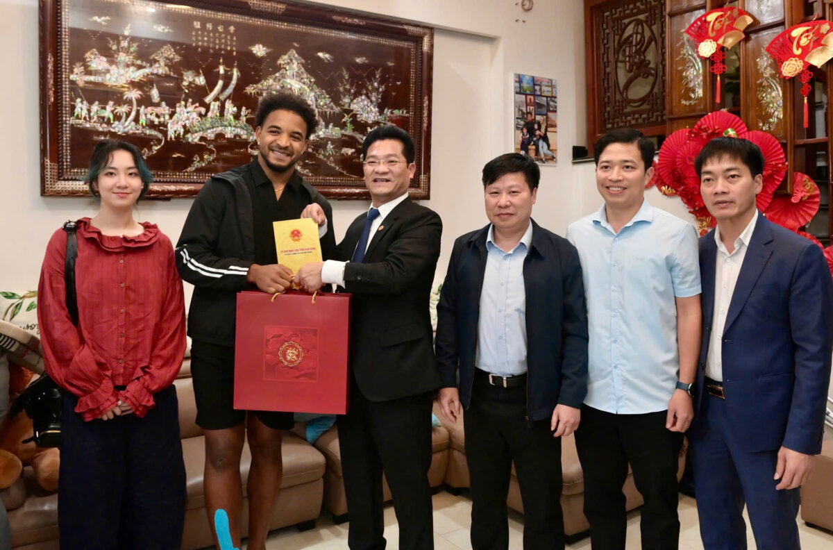 Về Nam Định đón tết, Xuân Son lập tức ‘yêu cầu’ vợ làm ngay món ngọt ngào này- Ảnh 4. Về Nam Định đón tết, Xuân Son lập tức ‘yêu cầu’ vợ làm ngay món ngọt ngào này- Ảnh 4.