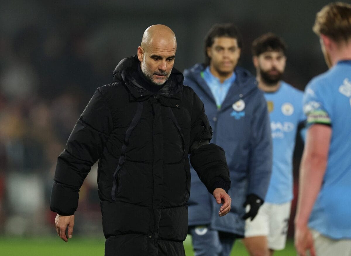 HLV Pep Guardiola và vợ ly hôn trong thân thiện, hòa giải bất cứ lúc nào- Ảnh 1. HLV Pep Guardiola và vợ ly hôn trong thân thiện, hòa giải bất cứ lúc nào- Ảnh 1.