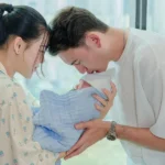 Đặng Văn Lâm hạnh phúc khoe hình ảnh ngọt ngào cùng con trai đầu lòng: Chào mừng Gấu… Đặng Văn Lâm hạnh phúc khoe hình ảnh ngọt ngào cùng con trai đầu lòng: Chào mừng Gấu…