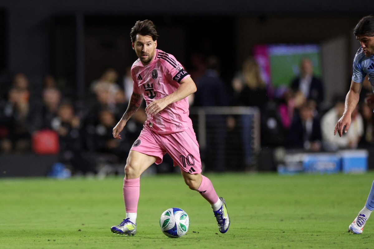 Messi tạo doanh thu và giá trị khủng cho Inter Miami, MLS chỉ thua Ngoại hạng Anh - Ảnh 1. Messi tạo doanh thu và giá trị khủng cho Inter Miami, MLS chỉ thua Ngoại hạng Anh - Ảnh 1.