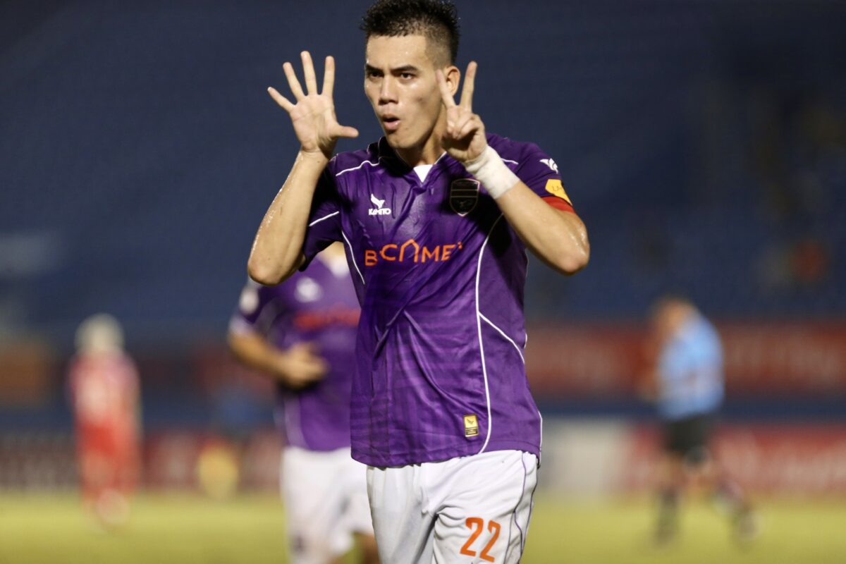 Nguyễn Tiến Linh: 'Quả bóng vàng Việt Nam là động lực cho mọi cầu thủ!'- Ảnh 2. Nguyễn Tiến Linh: 'Quả bóng vàng Việt Nam là động lực cho mọi cầu thủ!'- Ảnh 2.