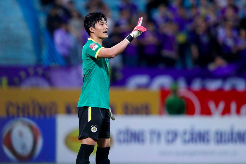 Thủ môn Văn Hoàng (Hà Nội) FC đang dần chứng tỏ năng lực ở V-League Thủ môn Văn Hoàng (Hà Nội) FC đang dần chứng tỏ năng lực ở V-League