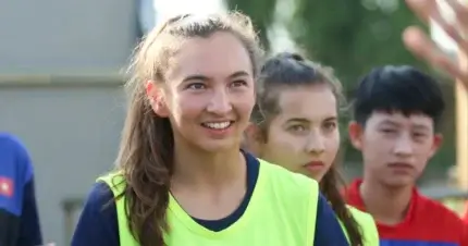 Chuyện chưa kể về ngôi sao Việt kiều cực 'lạ' vừa gia nhập đội nữ TP.HCM Chuyện chưa kể về ngôi sao Việt kiều cực 'lạ' vừa gia nhập đội nữ TP.HCM