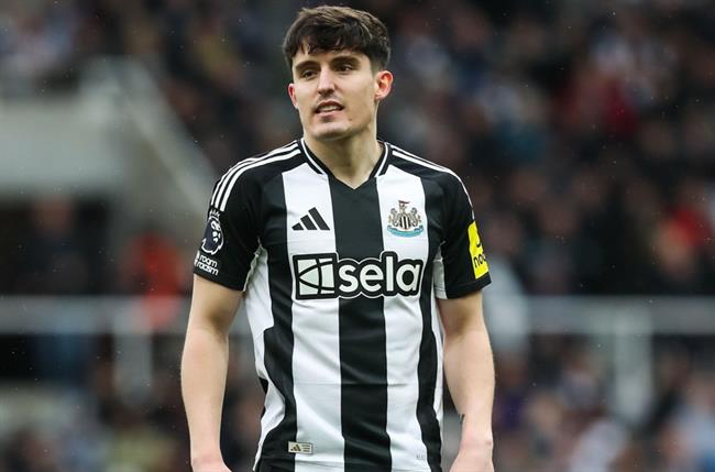 Man City nhắm đến ngôi sao Tino Livramento của Newcastle để thay thế Kyle Walker Man City nham den ngoi sao Tino Livramento cua Newcastle de thay the Kyle Walker