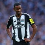 Phương án 2 của Arsenal trong thương vụ chiêu mộ Isak Phương án 2 của Arsenal trong thương vụ chiêu mộ Isak