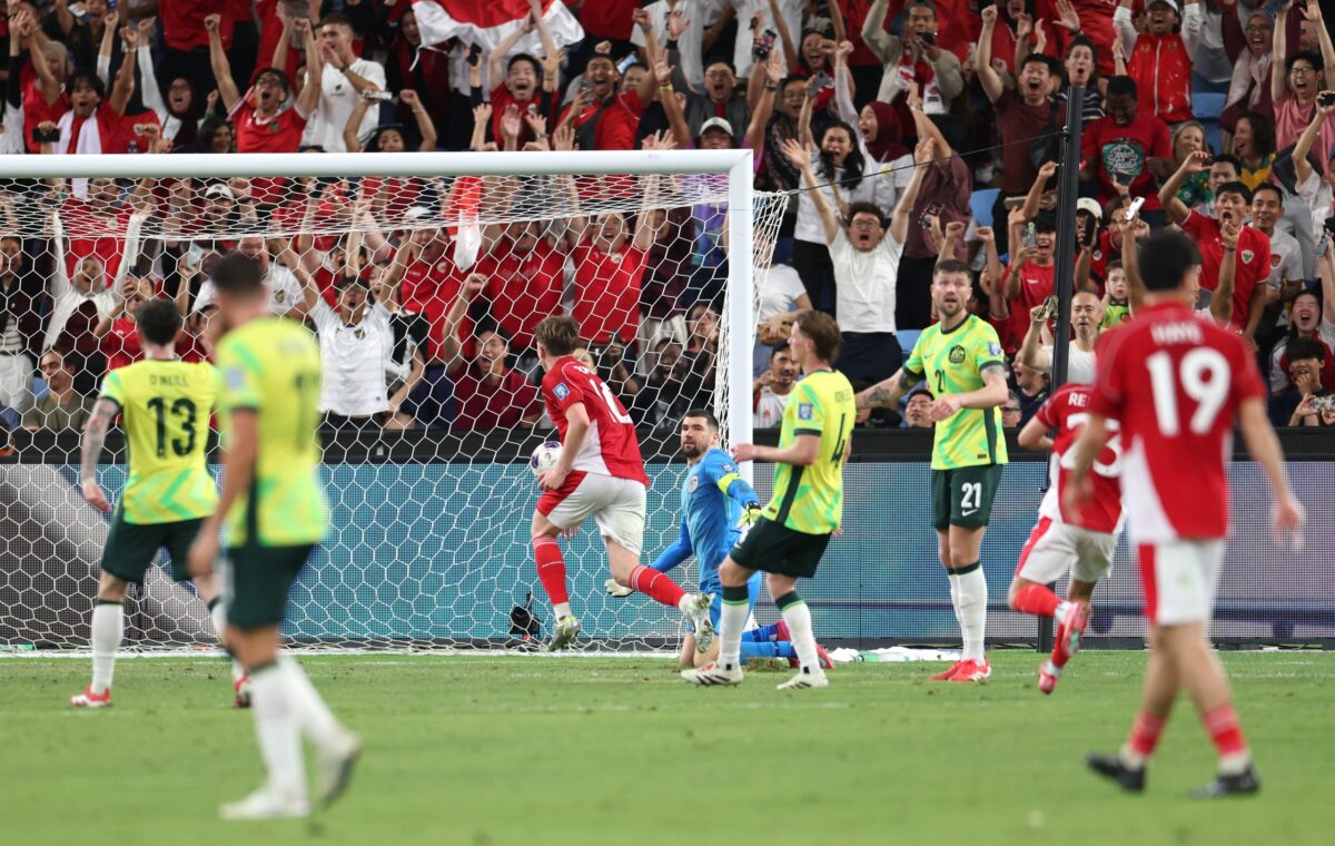 CĐV Indonesia đe dọa đội Bahrain: ‘Chào mừng đến địa ngục’- Ảnh 1. CĐV Indonesia đe dọa đội Bahrain: ‘Chào mừng đến địa ngục’- Ảnh 1.