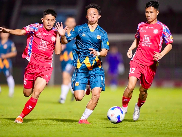 Ngoại binh HAGL quá yếu, gánh nặng oằn vai Minh Vương và Châu Ngọc Quang - Ảnh 2. Ngoại binh HAGL quá yếu, gánh nặng oằn vai Minh Vương và Châu Ngọc Quang - Ảnh 2.